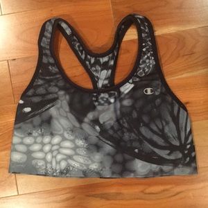 Butterfly Champion bandless sports bra size small